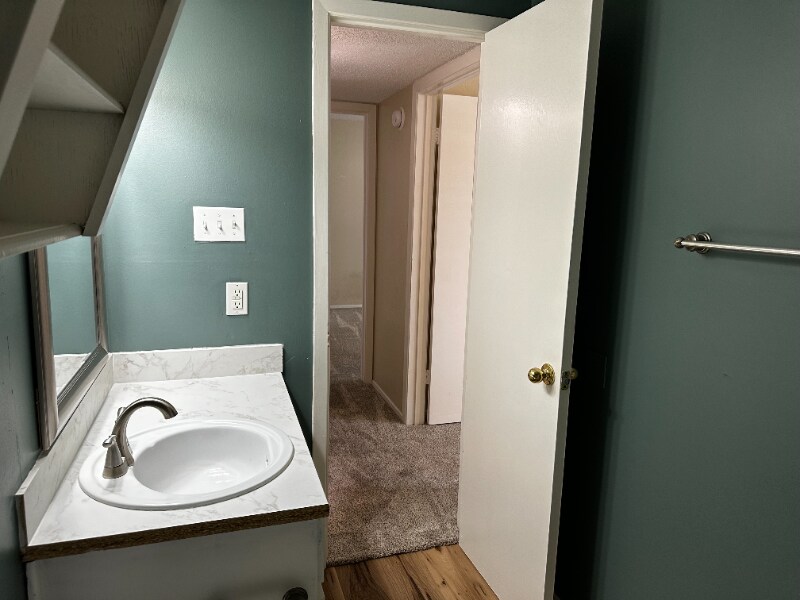 Building Photo - 1214 Baylor Ave
