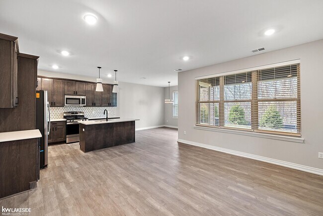 Building Photo - 11386 LANGFELD Spur