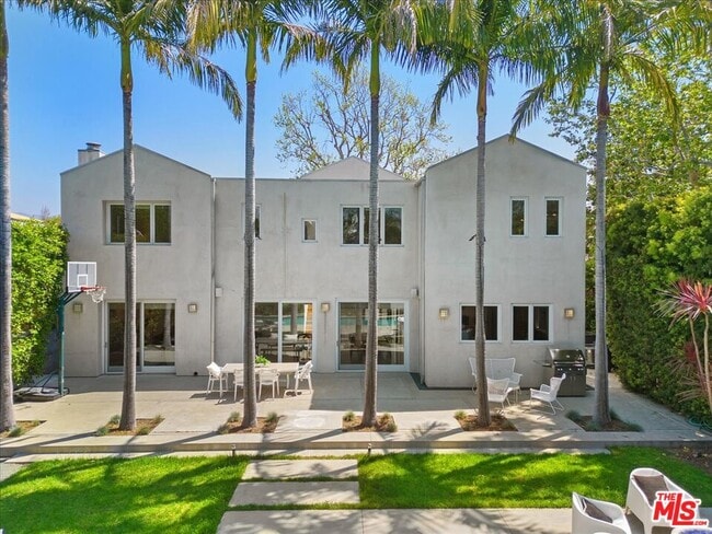 Building Photo - 211 S Valley St