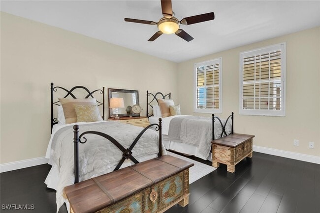 Building Photo - 2000 Royal Marco Way