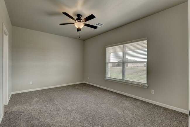 Building Photo - New Duplex For Lease in Noble on large lot. $500.00 off 1st month's rent with a 2 year lease!