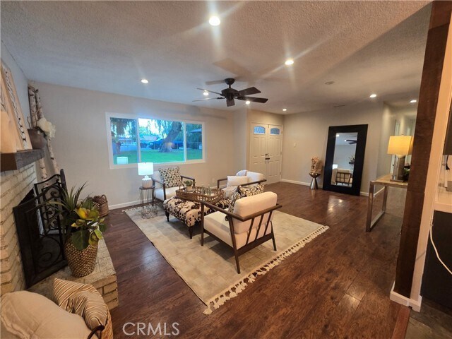 Building Photo - 607 Sixth St