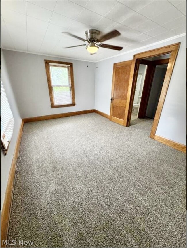 Building Photo - 1101 Estelle Ct SE