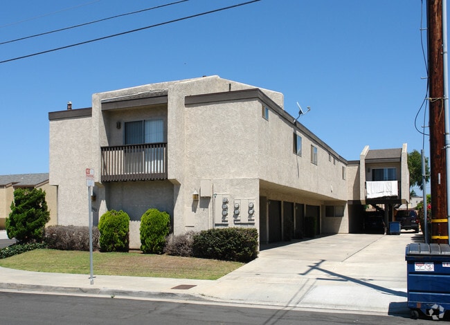 Primary Photo - 16862 Hoskins Ln