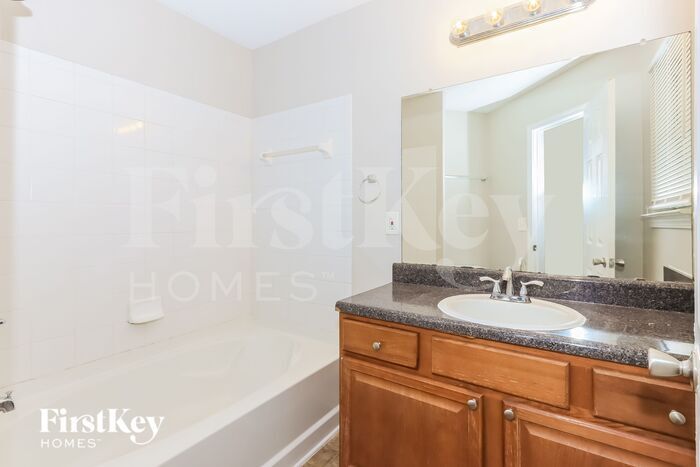 Building Photo - 1457 Riverrock Ct
