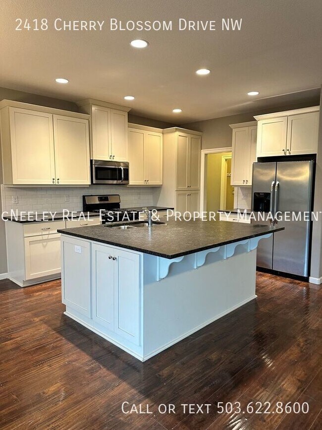 Building Photo - Sorry, no pets! Beautiful Home Available I...