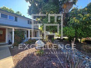 Building Photo - 3087SF 2 Story 5/2.5 House - Community Cab...