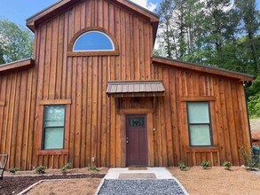 Building Photo - 8470B Hearn Road