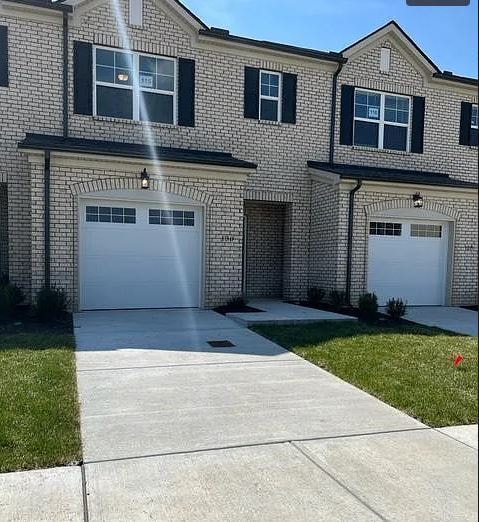 Building Photo - 130 Fister Dr