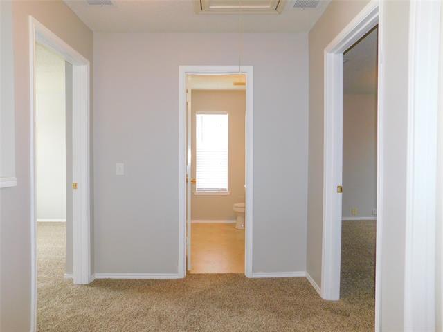Building Photo - 4204 Sonoma Dr