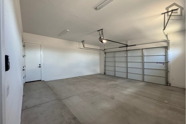 Building Photo - 18108 W Morning Vista Ln