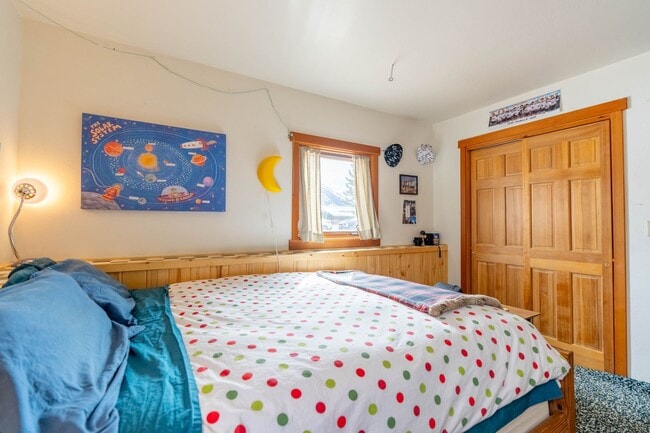 Building Photo - 407 Cascadilla St