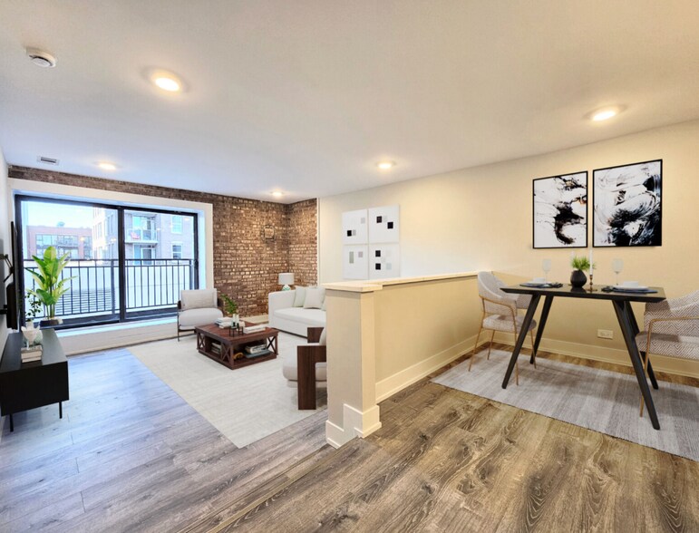 Building Photo - 1223 N La Salle Dr