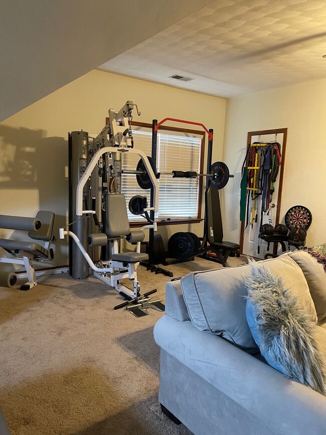 Building Photo - Cypress Point