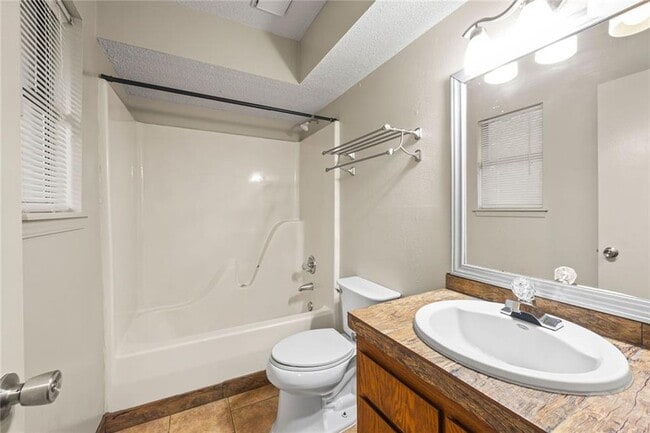 Building Photo - 507 N 37th St