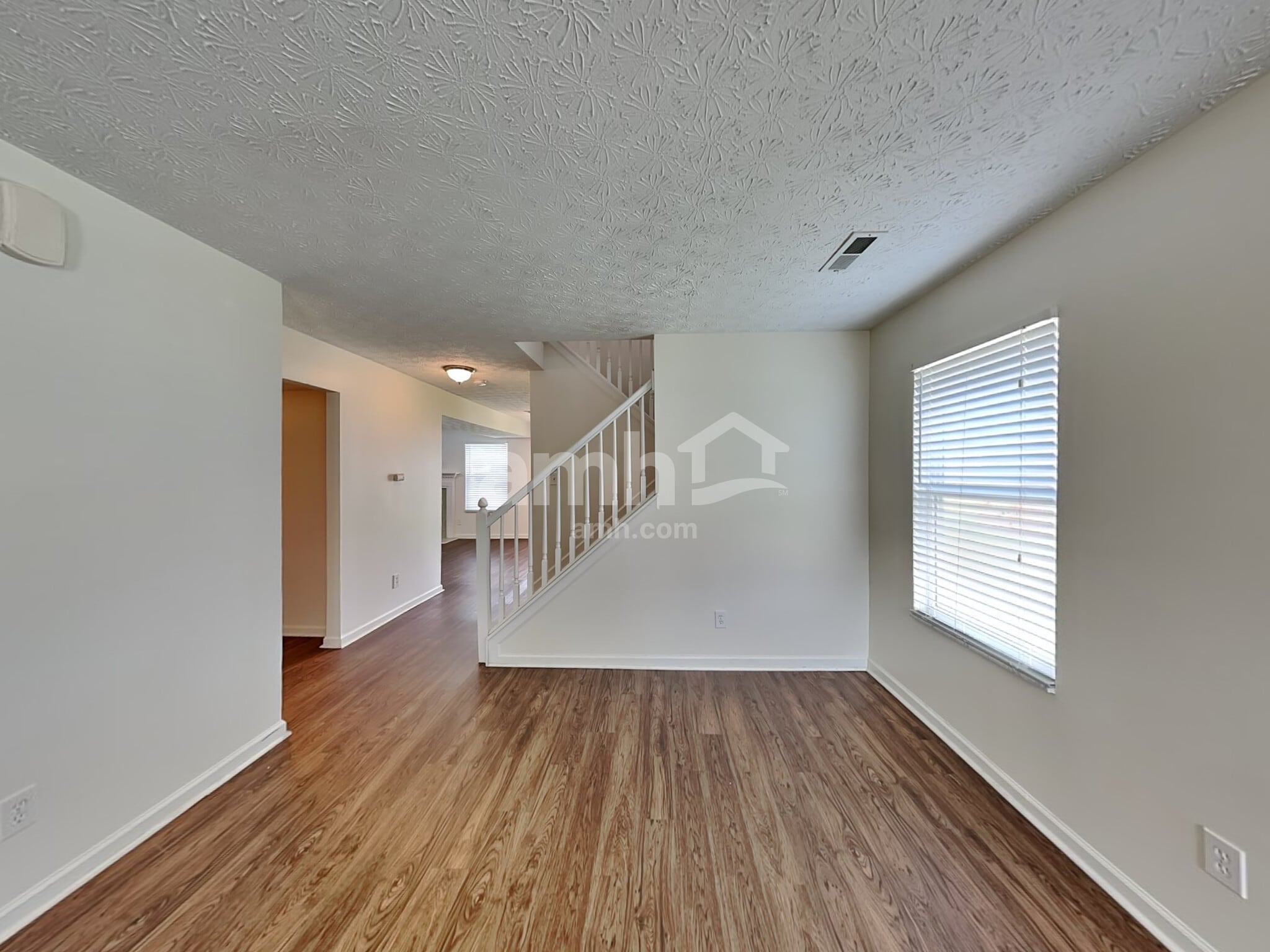 Building Photo - 1521 McKinney Ln