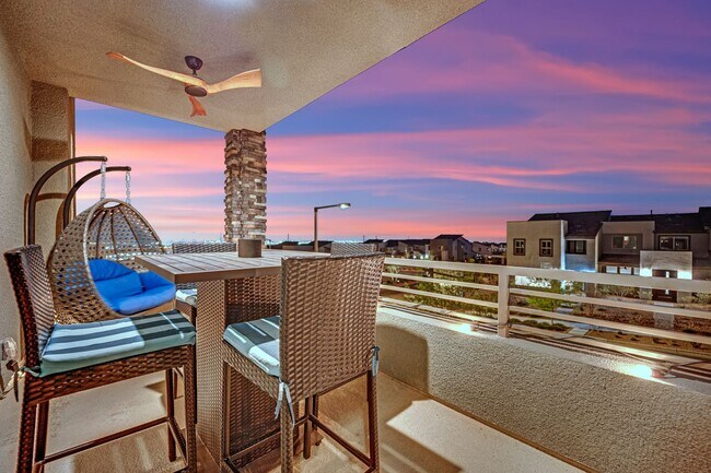 Building Photo - Newer West Summerlin Home With Pool, Spa a...