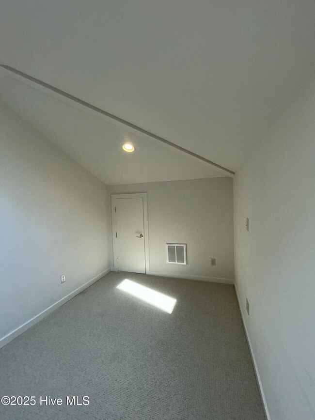 Building Photo - 1204 Rising Tide Ct