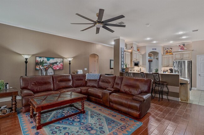 Building Photo - 2324 Tallgrass Cir
