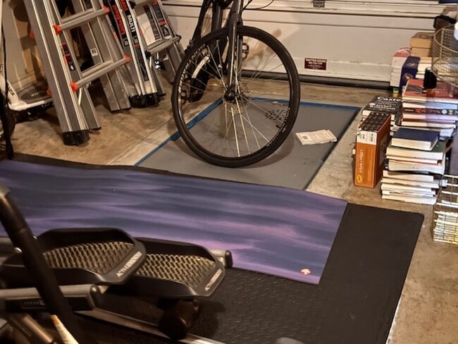 Building Photo - 3 bed plus office , 3 car garage with storm shelter, shop with electric and covered patio in Moor...