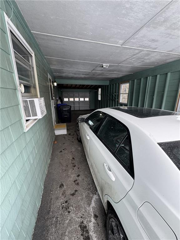 Building Photo - 22 Overhill Rd