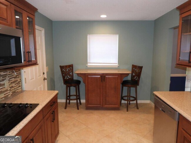Building Photo - 216 Topi Trail