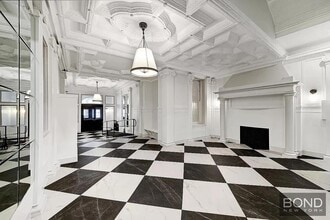 Building Photo - 250 W 91st St