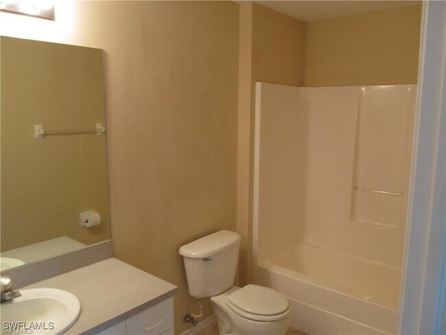 Building Photo - 715 Zebu Pl