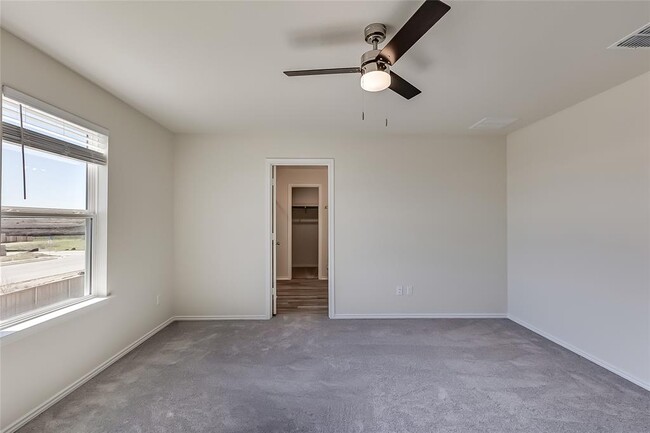 Building Photo - 254 Small Seed Dr