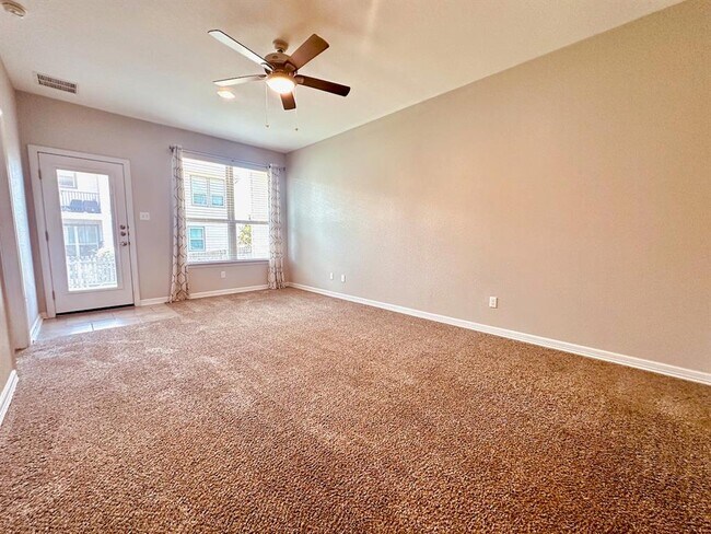 Building Photo - 18102 Pomelo Ln