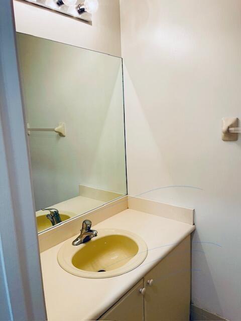 Building Photo - 2030 Shoma Dr