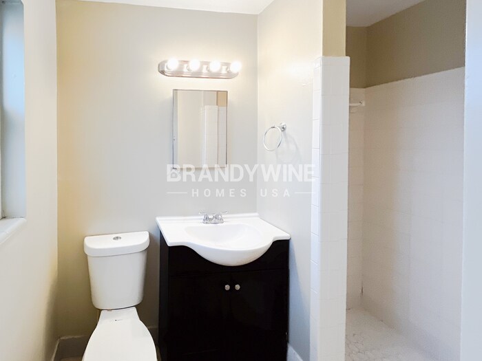 Building Photo - 6011 Meadow Ln