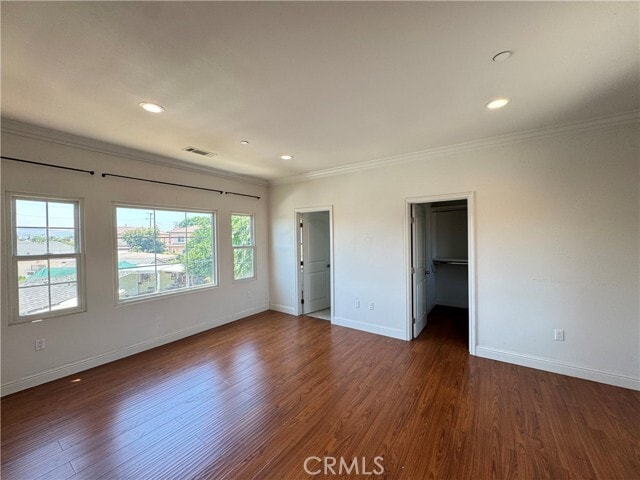 Building Photo - 11422 Elliott Ave