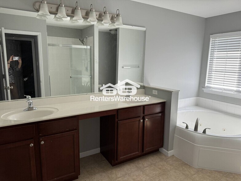 Building Photo - 78 Fountainview Dr