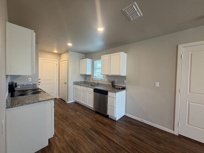 Building Photo - 3507 Tiffin Ave