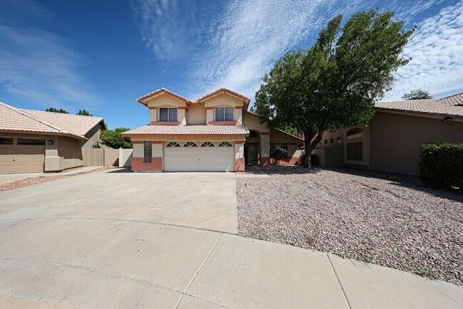 Primary Photo - 5BD 3BA with Pool in West Chandler!