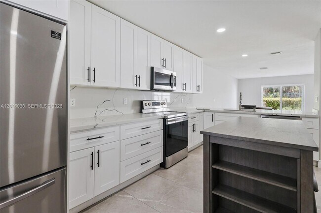 Building Photo - 9872 NW 19th Pl