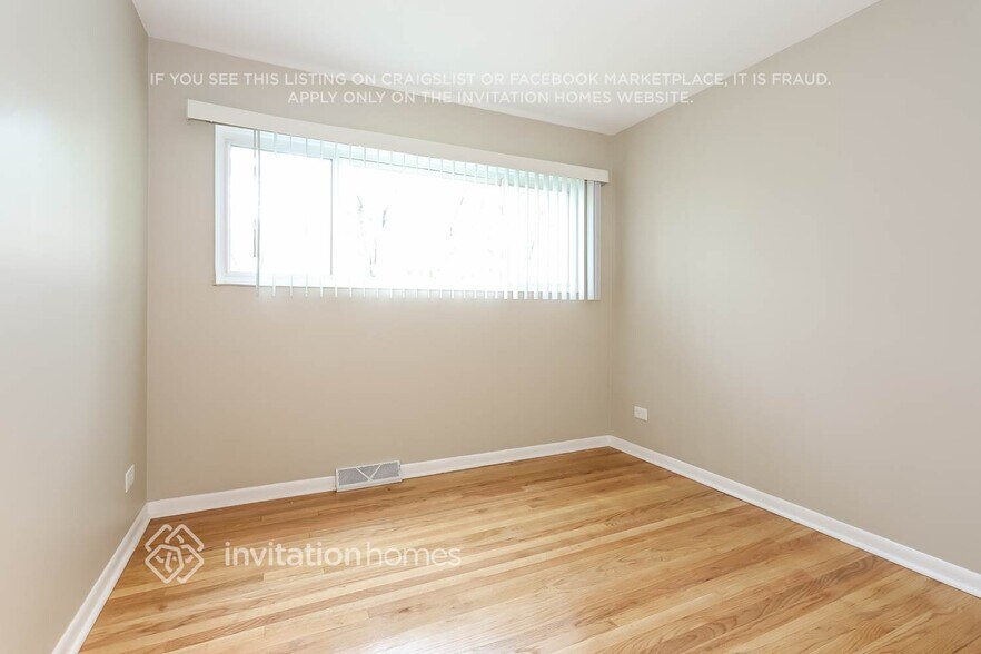 Building Photo - 446 N Ellsworth Ave
