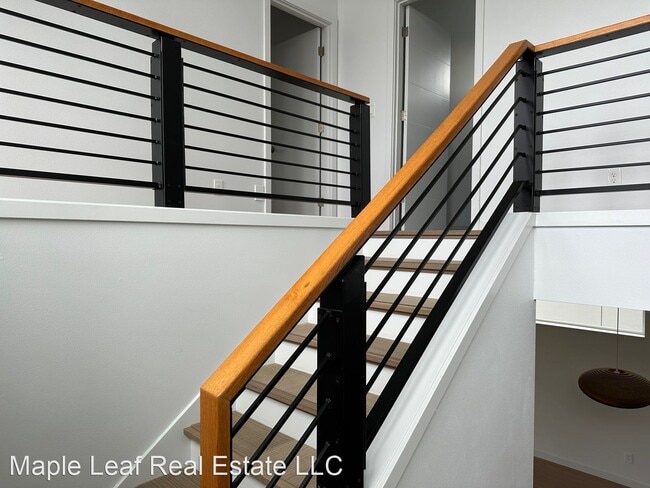 Building Photo - 4 br, 4.5 bath House - 4603 S. Juneau Street