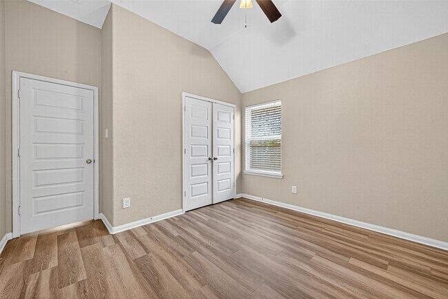 Building Photo - 17914 Logans Pine Dr