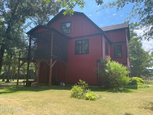 Building Photo - 1000 Lakebay Rd