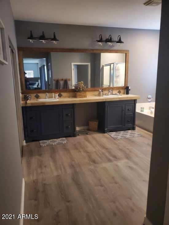 Building Photo - 14345 W Caribbean Ln