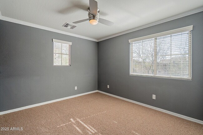 Building Photo - 2153 W Barwick Dr