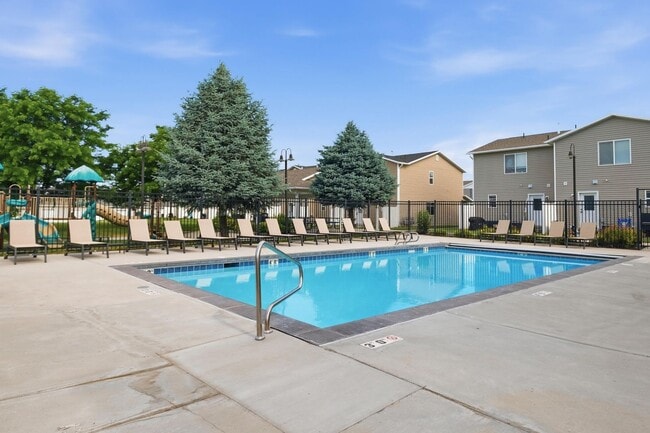 Building Photo - 717 S 340 E
