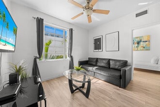 Building Photo - 750 Ocean Dr
