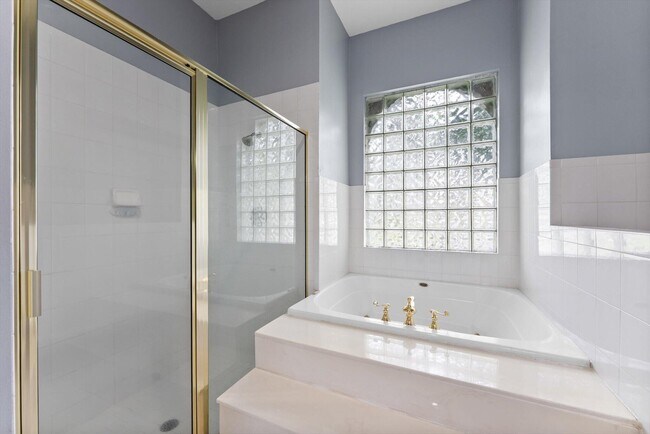 Building Photo - 1874 New Haven Ave