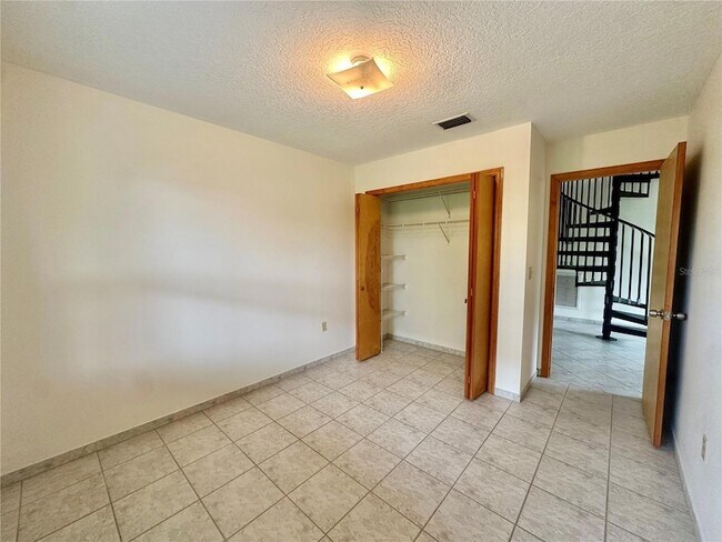 Building Photo - 709 S Lake Starr Blvd