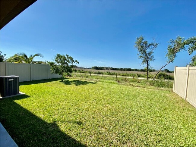 Building Photo - 10143 Newminster Loop