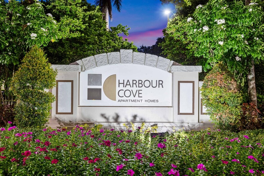 Harbour Cove 1601 S Hiatus Rd Pembroke Pines FL 33025 Apartment Finder