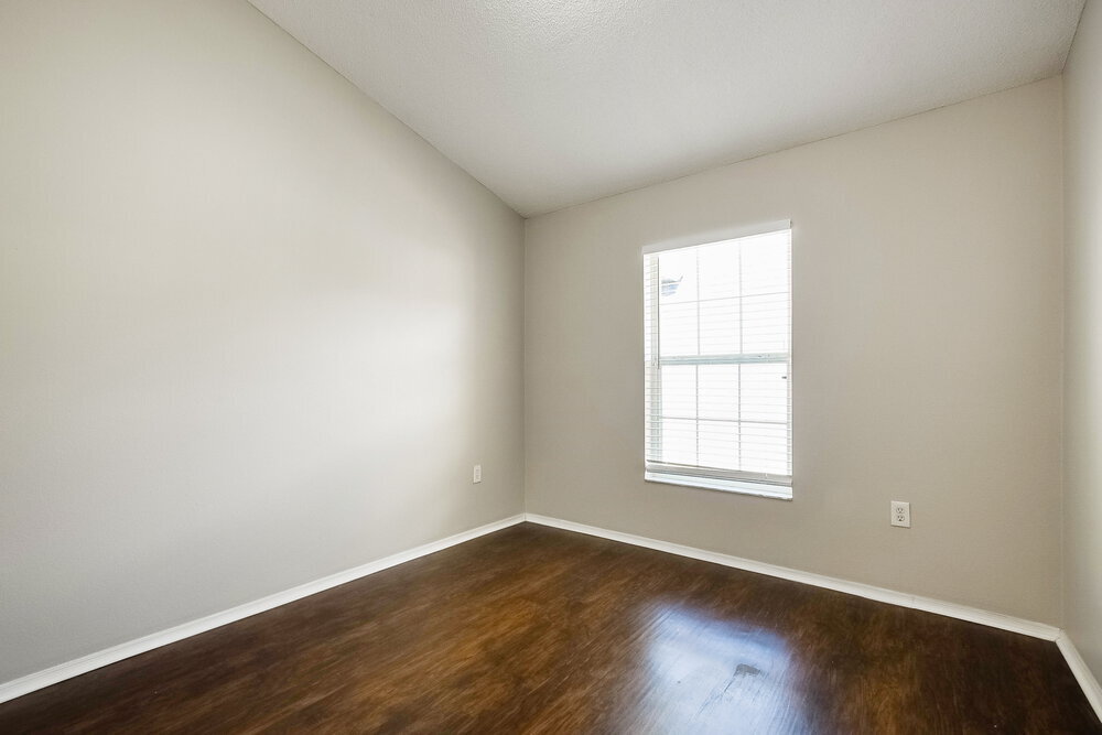 Building Photo - 2160 Jessa Dr